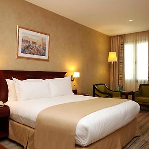 Standard Zimmer mit Kingsize-Bett
